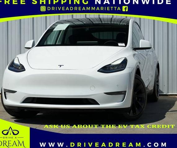 TESLA MODEL Y 2021 5YJYGDED8MF122601 image